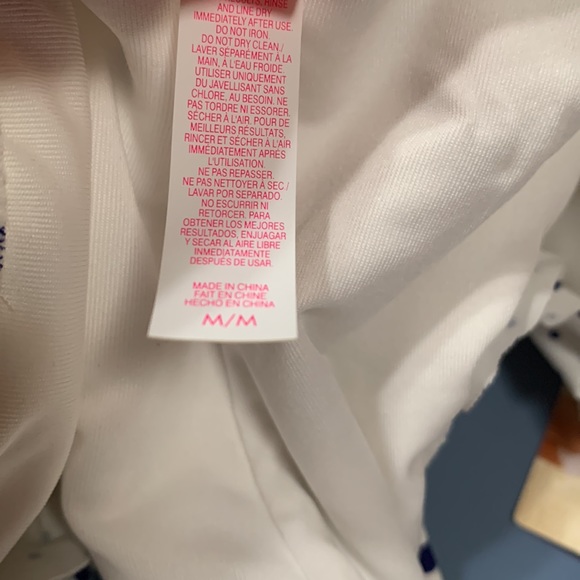 Victoria’s Secret bikini - Picture 7 of 12